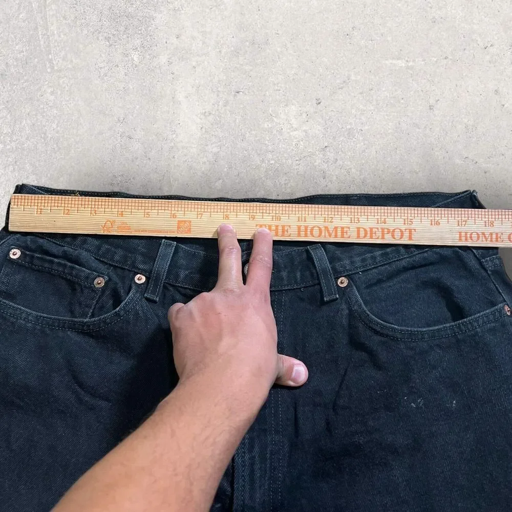 Vintage Levis Jeans Mens 38 Black 550 Baggy Denim Faded Streetwear Hipster 36x32